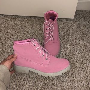pink boots